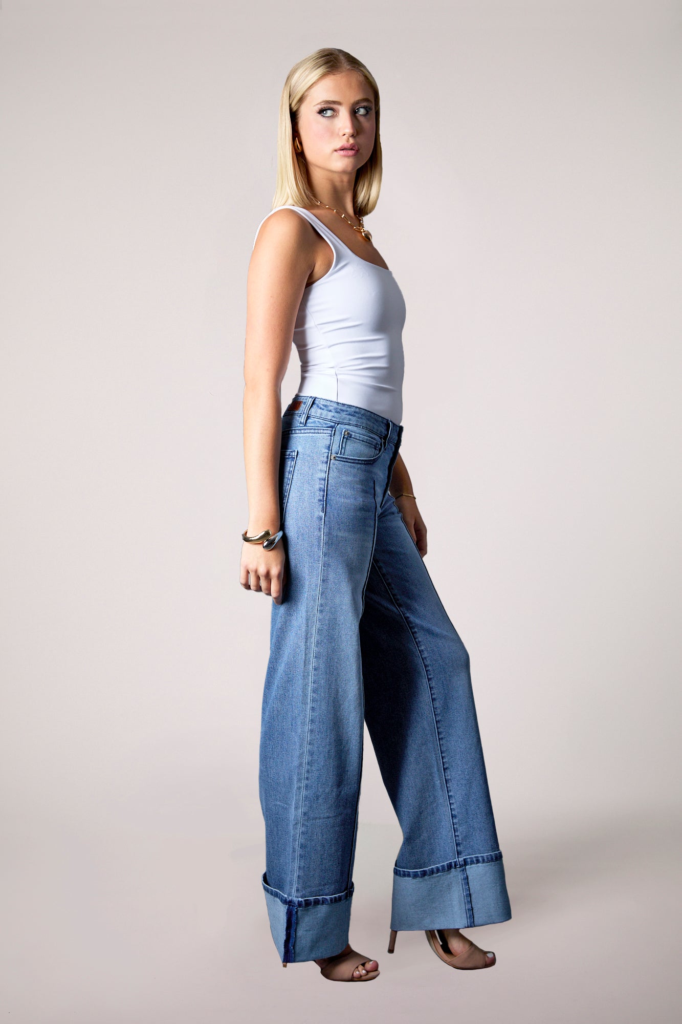 Cuffed Low Rise Recycled Wide Leg - Medium Tel Aviv