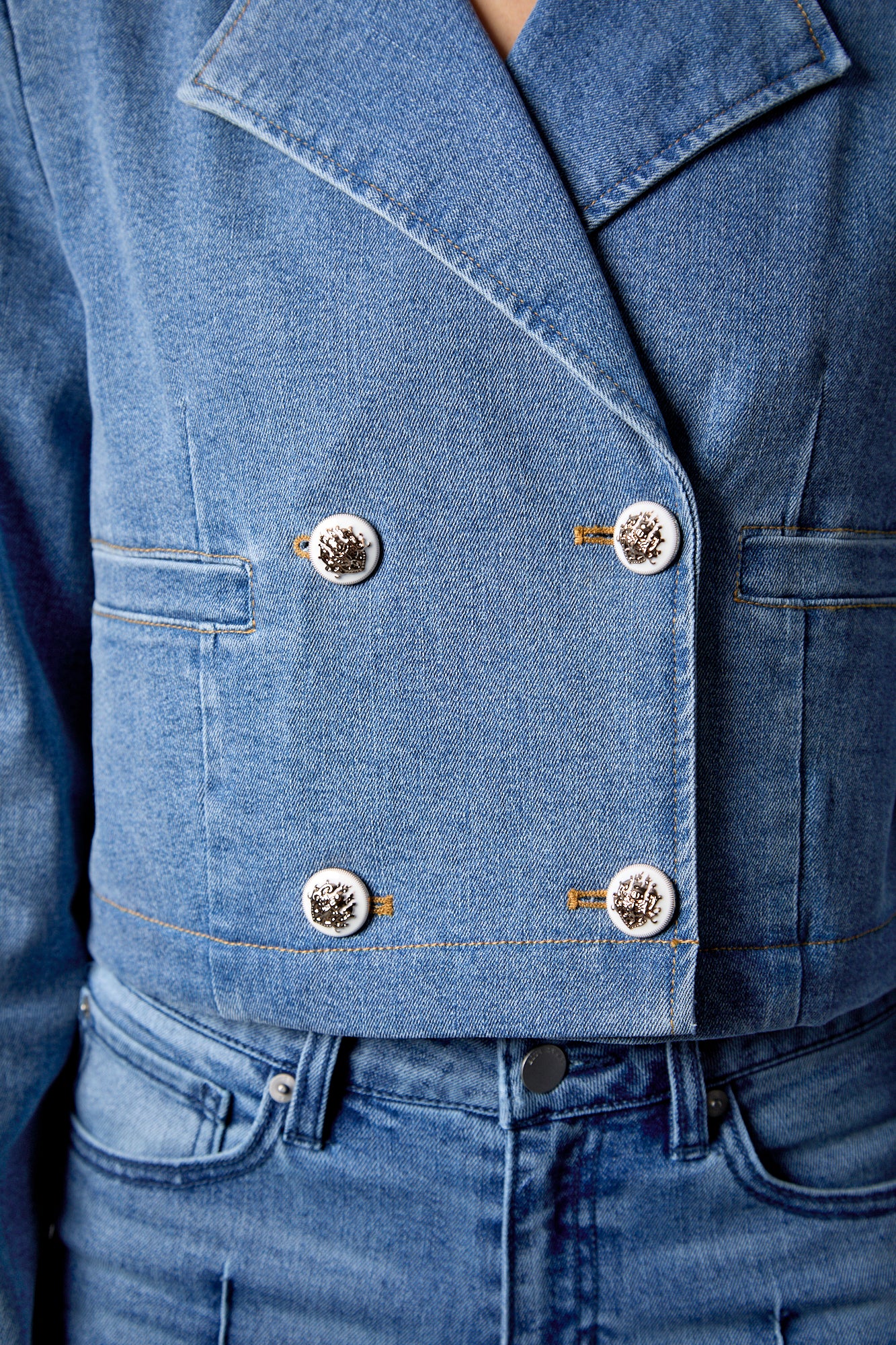 Olivia Cropped Recycled Blazer - Medium Tel Aviv